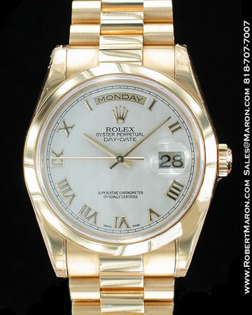 ROLEX OYSTER PERPETUAL DAY-DATE 118208
